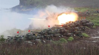  热那亚定位球显威力，高空轰炸击溃对手防线