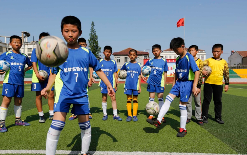  亚特兰大青春风暴，年轻阵容掀翻传统豪强