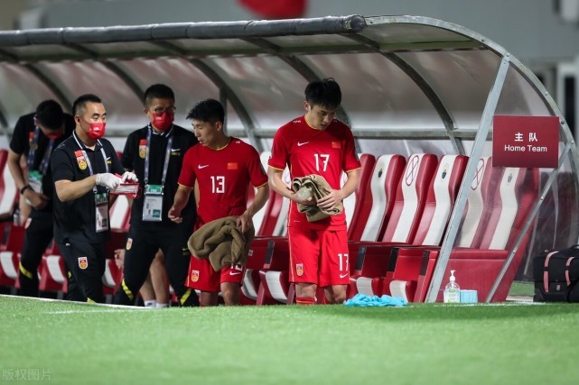  兰斯定位球战术显威客场全身而退