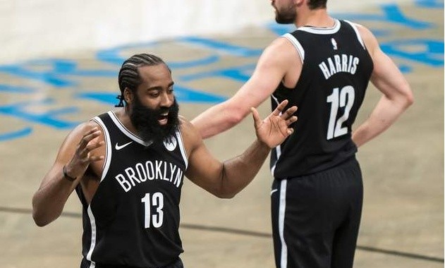  米德尔顿关键中投，雄鹿险胜篮网守住东部第二